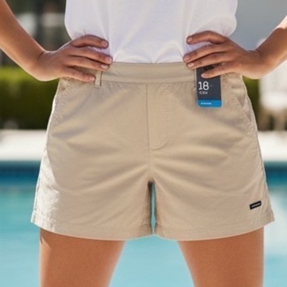 Columbia Womens Khaki Tan Outdoor Casual Shorts Gorpcore Utility Sustainable 18
